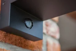 Eco-Light Außenlampe mit Bewegungsmelder Anthrazit IP44 ELLAYINA< Moderne Lampen|Moderne Außenleuchten