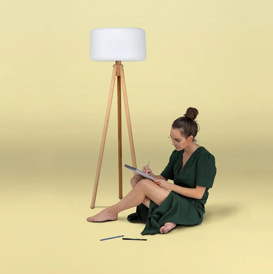 Metall Lampen|Skandinavische Lampen*Newgarden Dreibein Stehleuchte Solar Farbwechsel 140 cm LED