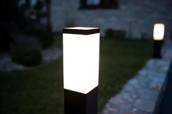 Metall Lampen|Feuchtraumleuchten*SU-MA Eckige Außenlampe Edelstahl IP44 blendarm E27