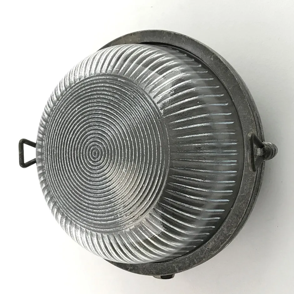 Metall Lampen|Messinglampen*Andromeda Kellerlampe Echt-Messing Glas E27 IP64 Ø 17,5 cm rund