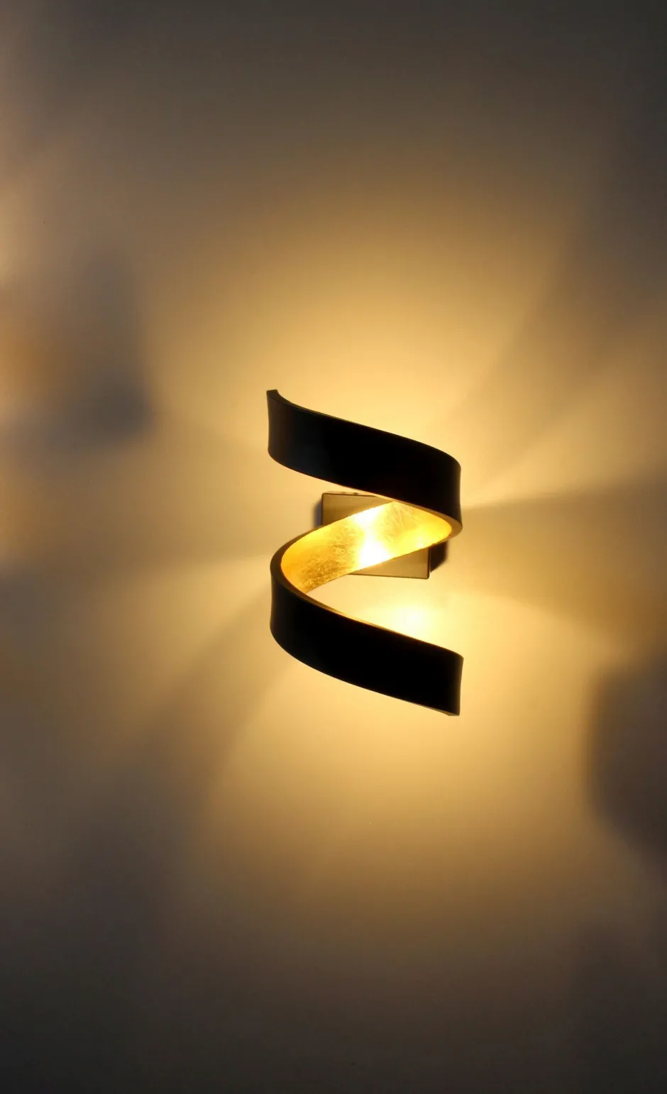 Wohnzimmerlampen|Metall Lampen*Eco-Light LED Wandlampe Spirale Schwarz Gold H:17 cm 3000 K 6 W
