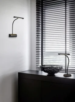 Trio Reality LED Wandleuchte Schwarz Dimmer Metall 430 lm H:35 cm< Flurlampen|Wohnzimmerlampen