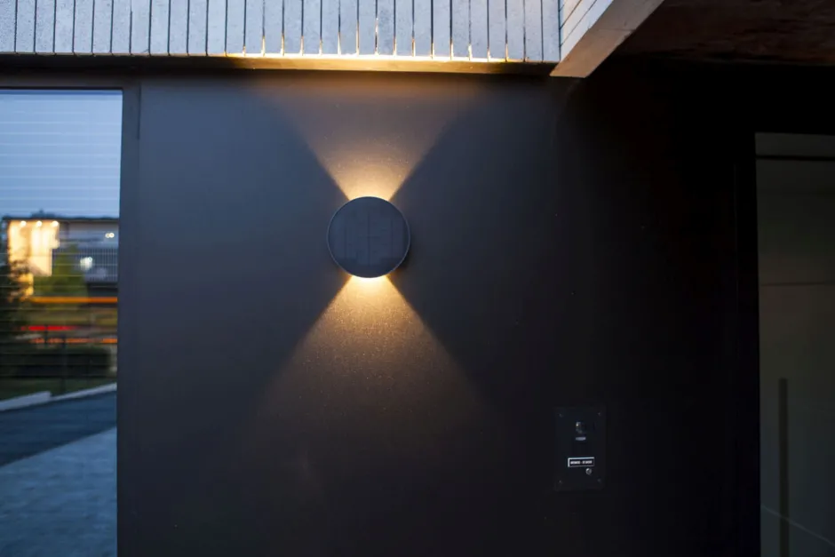 Solarleuchten|Led Außenleuchten*Eco-Light Moderne LED Solar-Außenlampe Wand IP54 Dunkelgrau 5 W