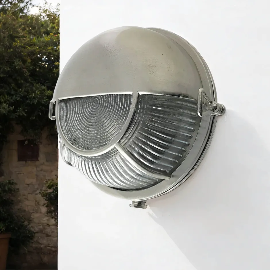Andromeda Runde Wandleuchte außen Messing Glas E27 IP64 Maritim< Metall Lampen|Messinglampen