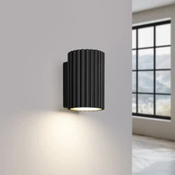 Flurlampen|Wohnzimmerlampen*Sollux Schwarze Wandlampe klein 10 cm hoch GU10 aus Aluminium Modern