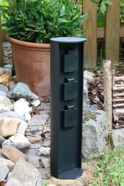 Eco-Light Steckdosensäule drei Steckdosen Aluminium IP44 40 cm< Metall Lampen