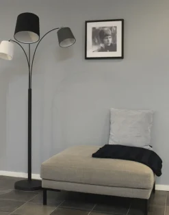 By Rydéns Stehleuchte gebogen 175 cm hoch Stoff Metall E14 verstellbar< Wohnzimmerlampen|Stofflampen