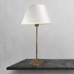 Giovanni Battista Tischlampe Messing Stoff 56 cm in Bronze Antik Weiß E27< Tischlampen|Schlafzimmer Lampen