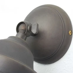 Lampen Aus Aller Welt|Rustikale Lampen*Giovanni Battista Wandleuchte Außen aus Echt-Messing in Bronze