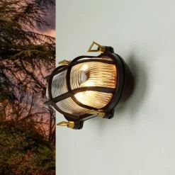 Lido Wandleuchte außen Maritim IP64 Messing Riffelglas E27< Außenwandleuchten|Rustikale Lampen