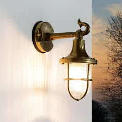 Lido Wandleuchte SANTORIN aus Echt Messing für Außen< Außenwandleuchten|Rustikale Lampen